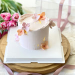 Load image into Gallery viewer, Mother&#39;s Day Cake 🌸
